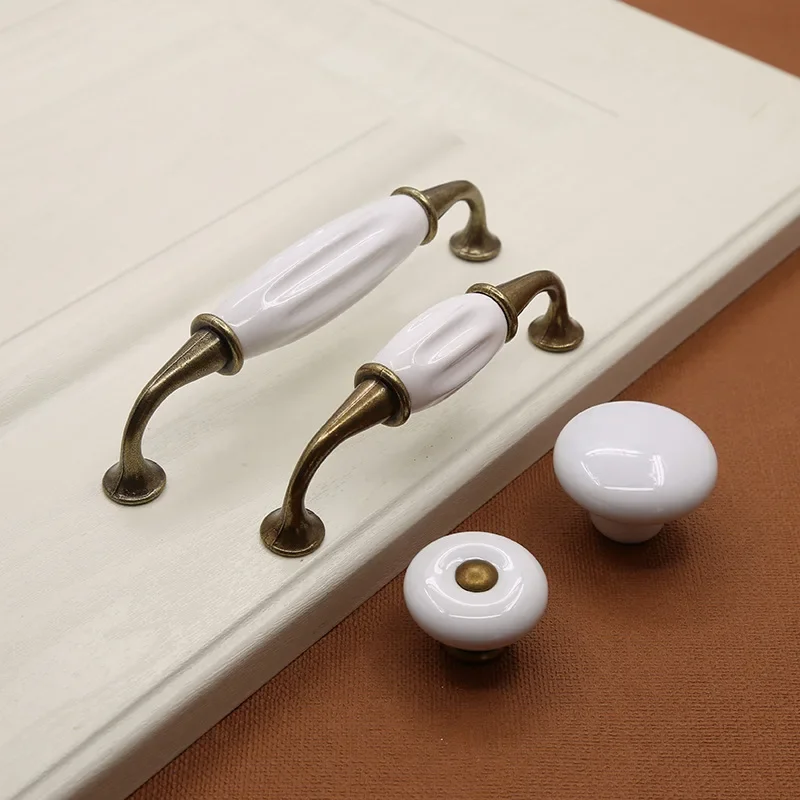Moderno minimalista zinco liga - Furniture Rotating Hardware avaliação e preço